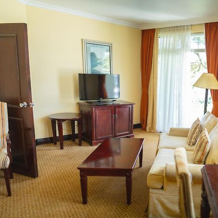 Lake Kivu Serena Hotel Gisenyi Bagian luar foto