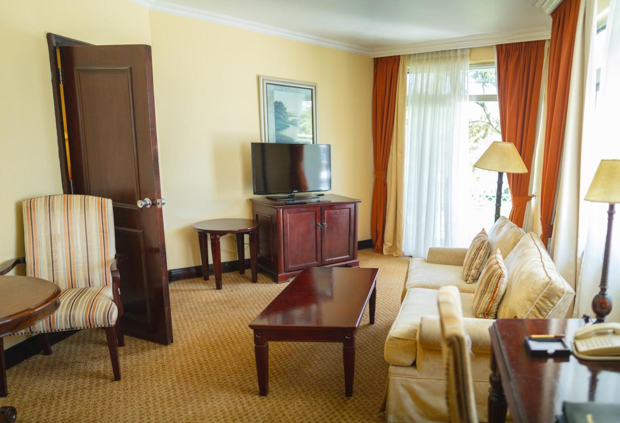 Lake Kivu Serena Hotel Gisenyi Bagian luar foto