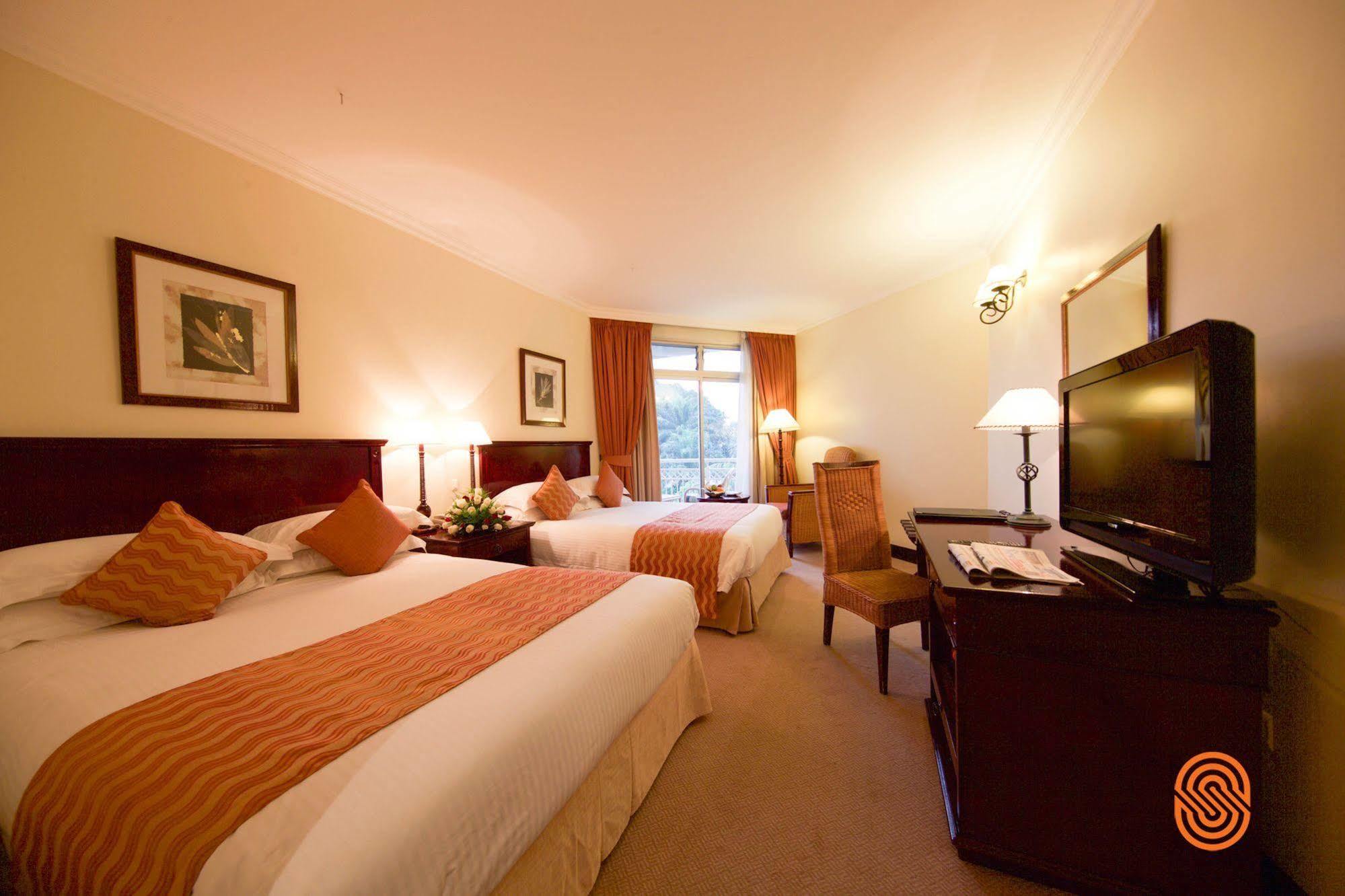 Lake Kivu Serena Hotel Gisenyi Bagian luar foto